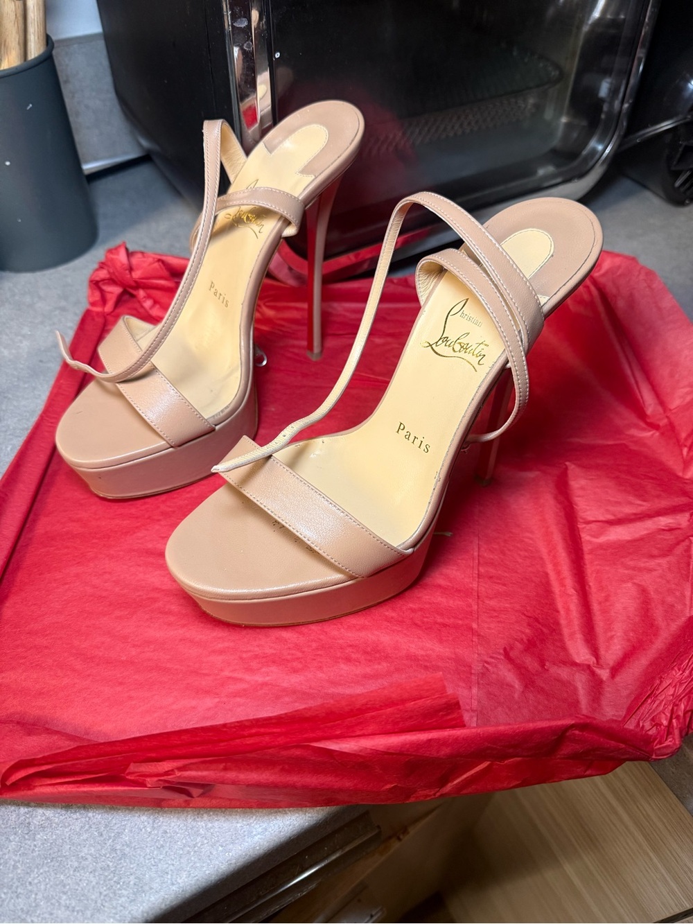 Christian Louboutin
150mm Loubi Queen Platform Sandals